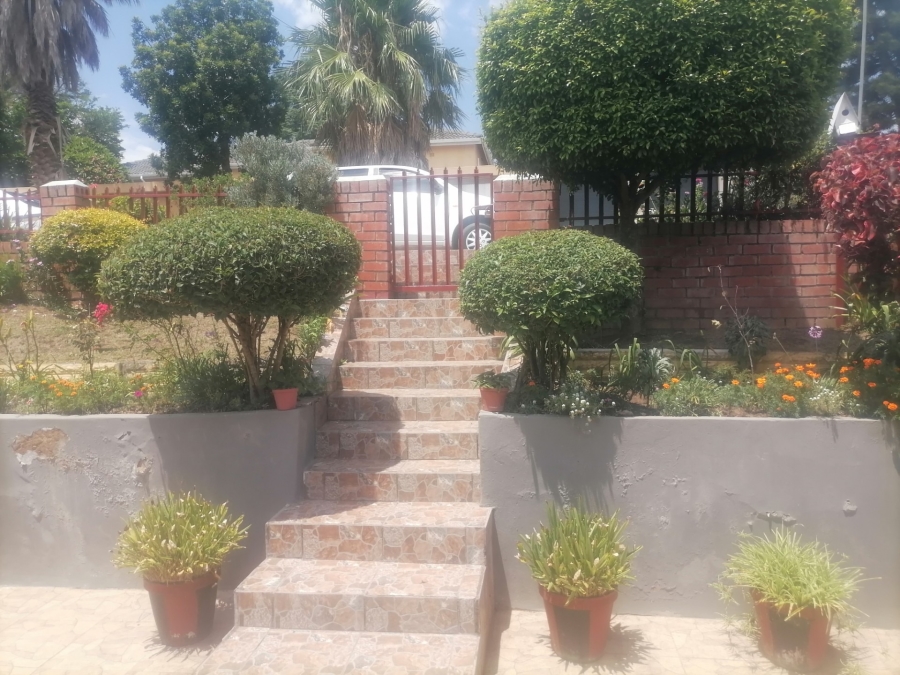 3 Bedroom Property for Sale in Phakamisa Eastern Cape